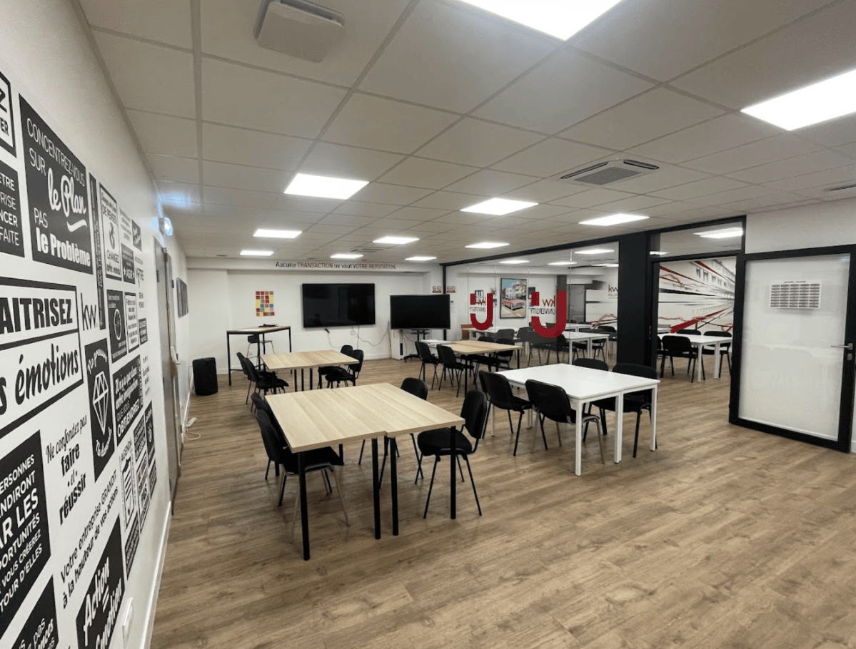 Salle de réunion de 60 m² au rez-de-chaussée